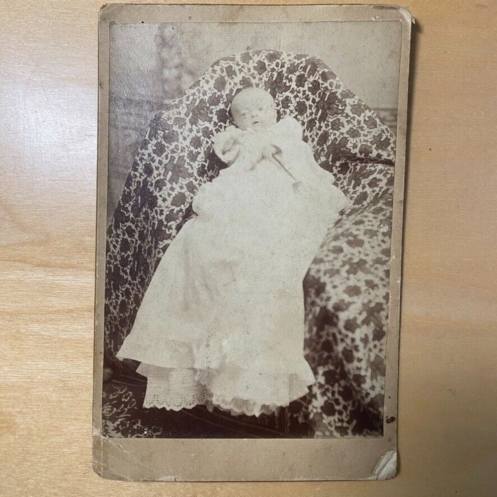 1890s Cabinet‎ Card Photo of Infant Held Hidden Mother Chair Shenandoah PA